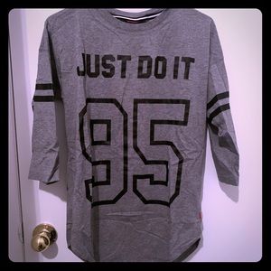 3/4 length sleeve loose shirt